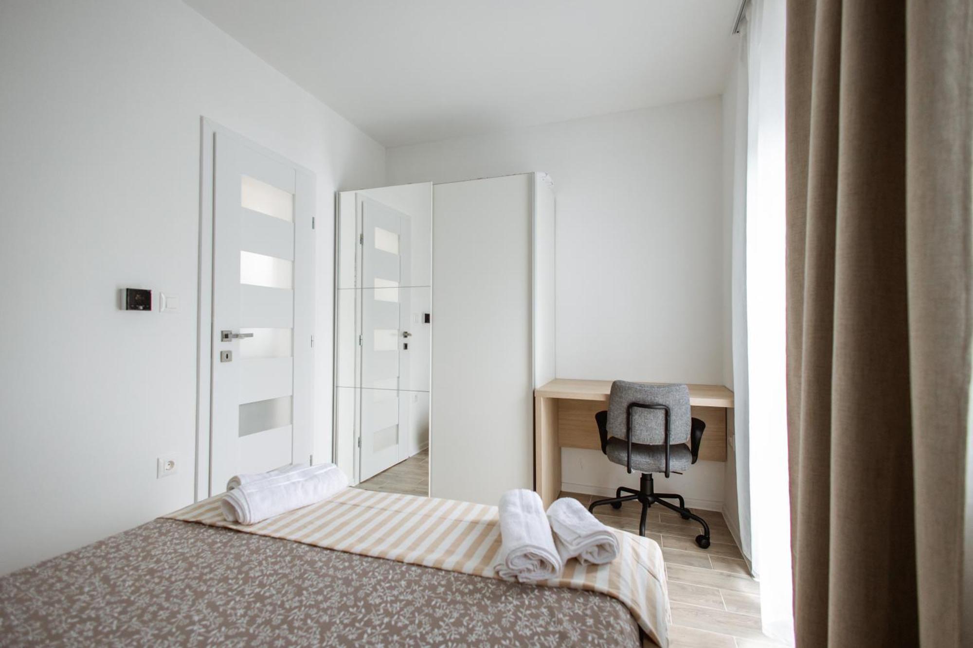 Cozy Studio Apartment In Osijek - Self Check In Exterior foto